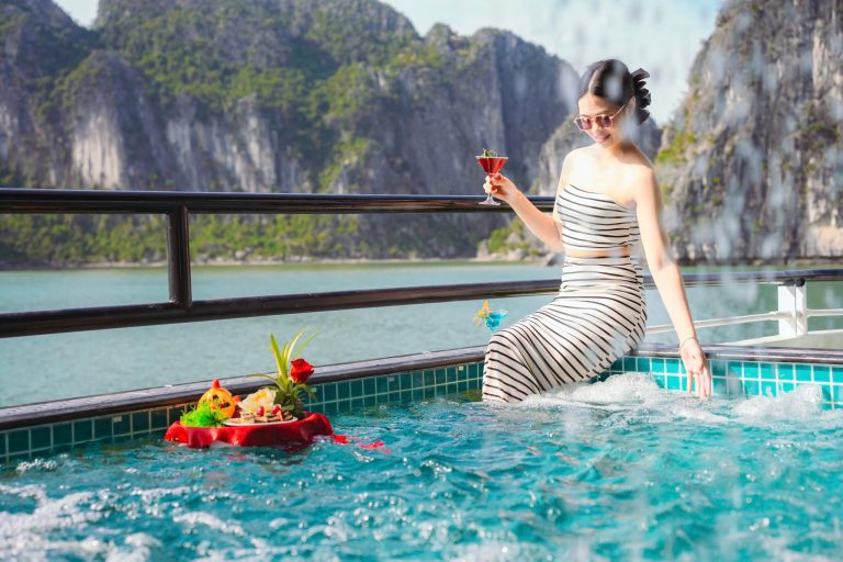 Ninh Binh & Ha Long Bay Cruise 2 Days 1 Night