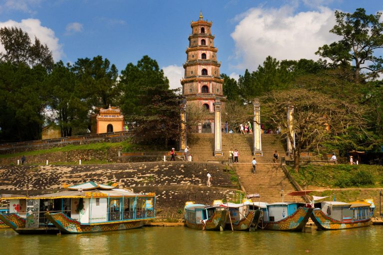 DA NANG – HUE IMPERIAL CITY DAY TOUR KHAI DINH TOMB – IMPERIAL CITADEL – THIEN MU PAGODA