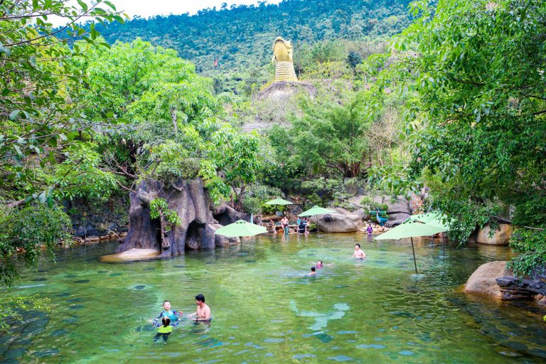THAN TAI HOT SPRING PARK DAY TOUR